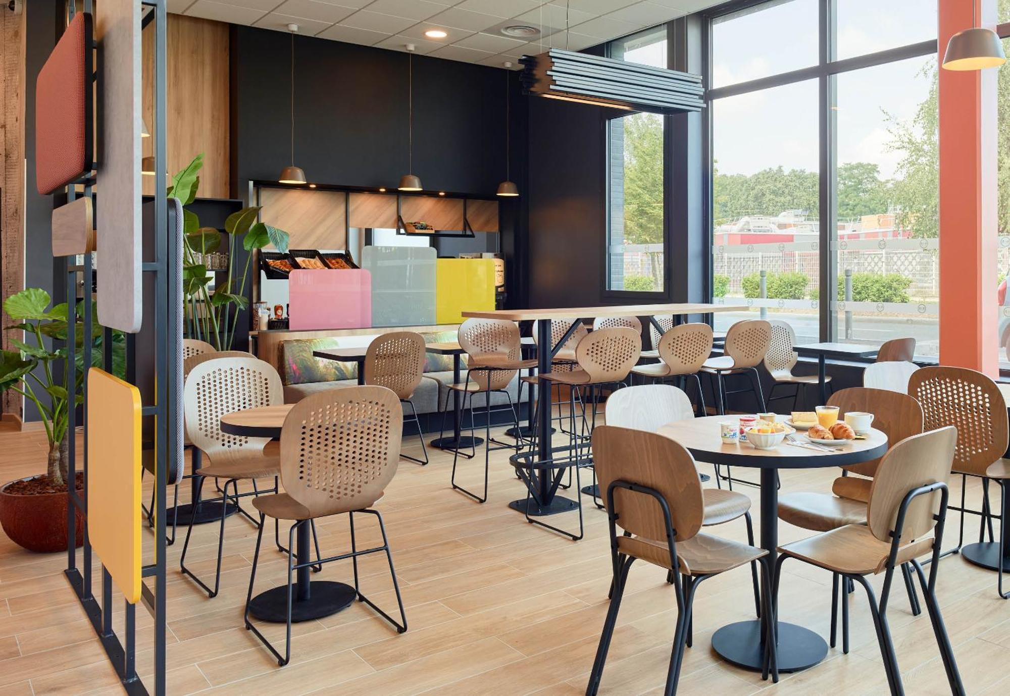 B&B Hotel Paris Clichy-Sous-Bois 3 Etoiles Eksteriør billede