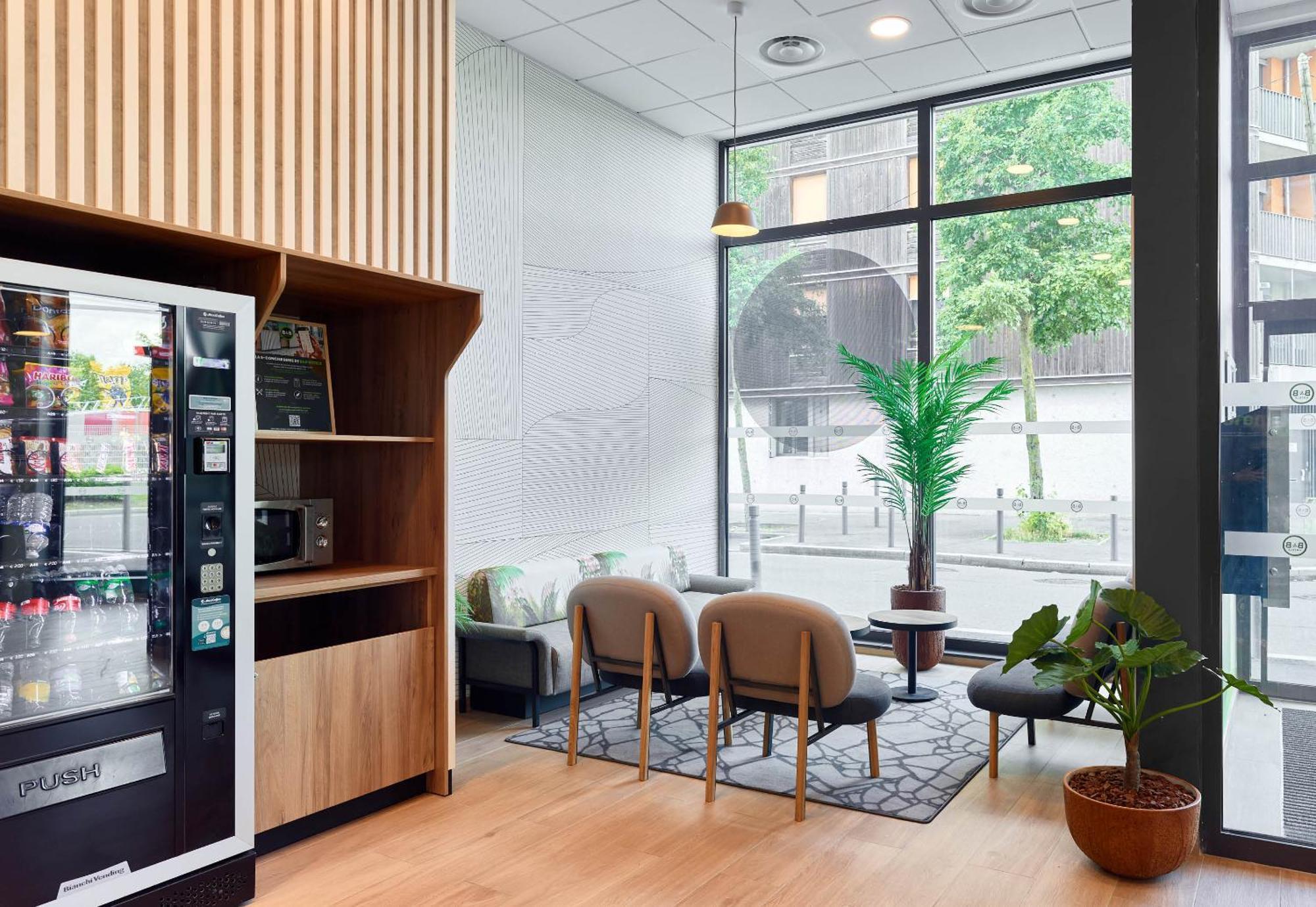 B&B Hotel Paris Clichy-Sous-Bois 3 Etoiles Eksteriør billede